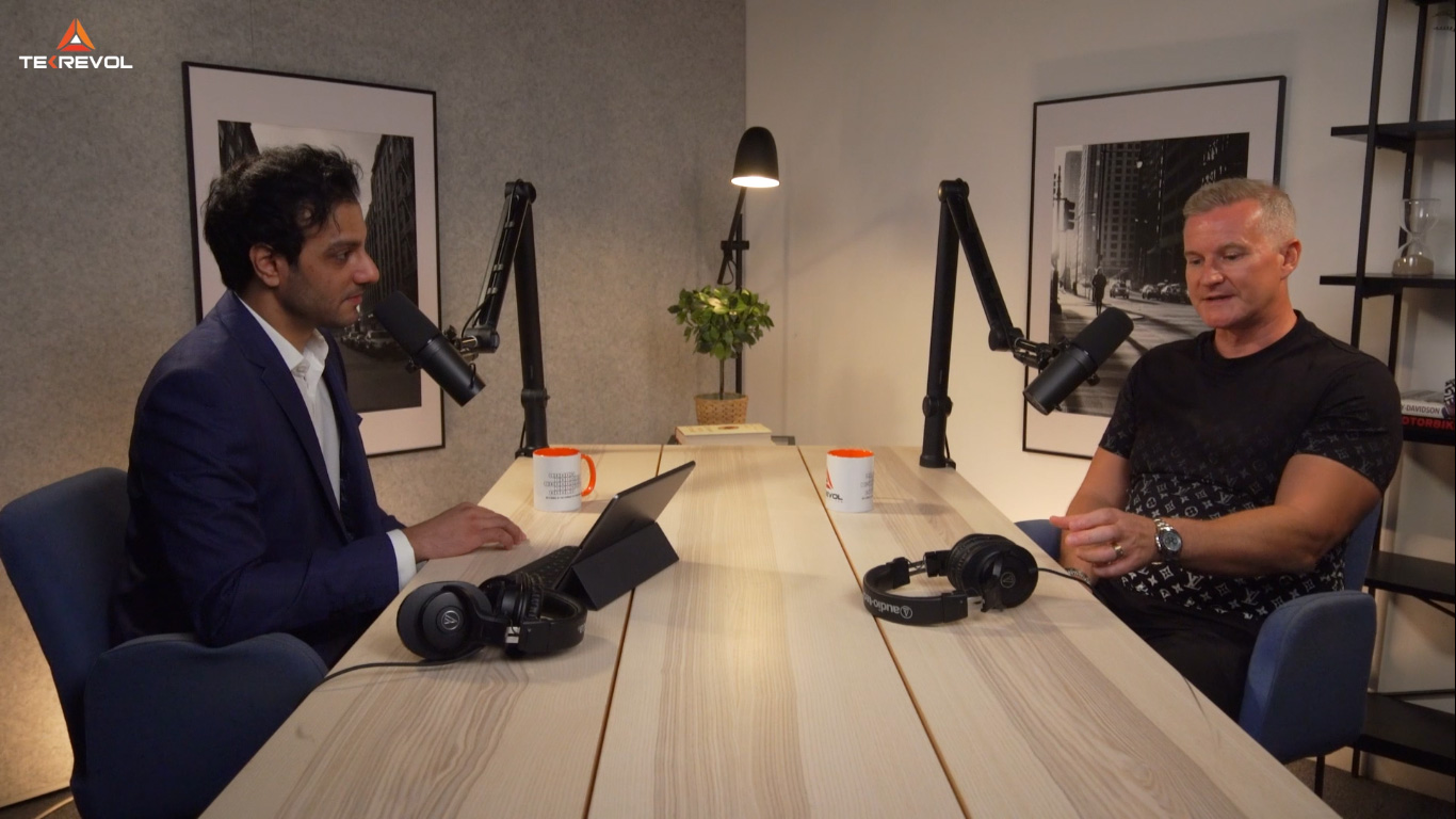 7 Takeaways from Our Podcast with Jeremy Harbour! How Small Businesses Acquire Big Wins